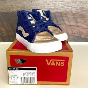 Dk8-Hi Zip Metallic Toe Medieval B